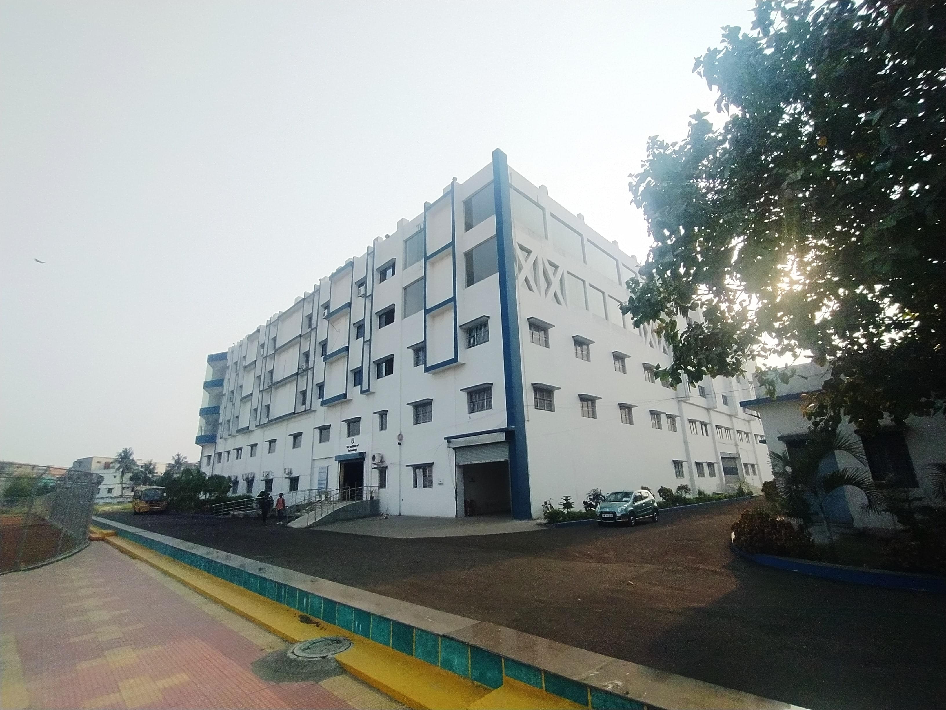 Dr. Sudhir Chandra Sur Institute of Technology & Sports Complex Kolkata Campus photo 5